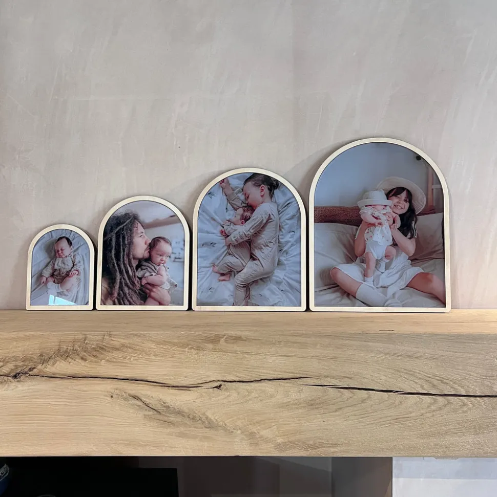 cm_acrylic_arch_photo_4-1.webp 15cm Acrylic Arch Photo