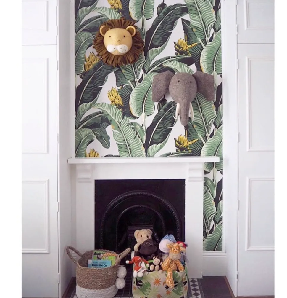 fiona_walker_lion_head__l_1.webp Fiona Walker Lion Head - Large