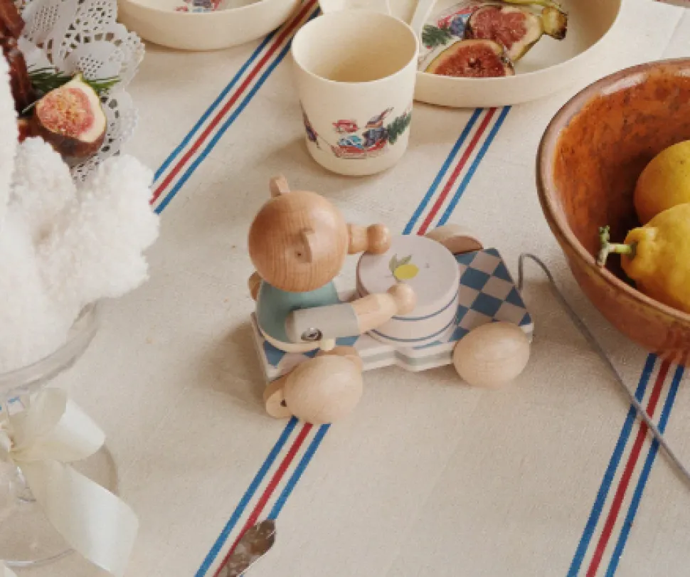 konges_sljd_wooden_pull_m_3.webp Konges Sløjd Wooden Pull Music Bear - arc en ciel blue