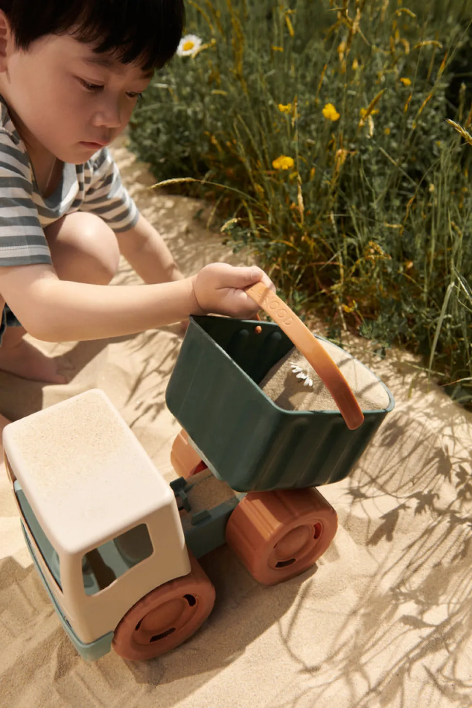 liewood_beck_sand_truck___3.webp Liewood Beck Sand Truck - Peppermint Multi Mix