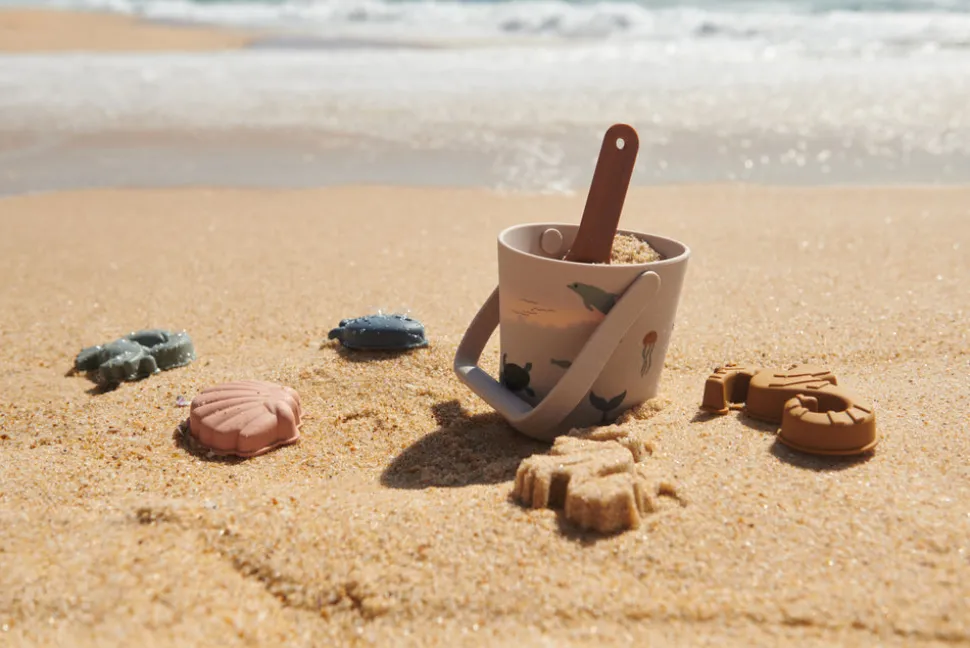 liewood_gilma_beach_set___1.webp Liewood Gilma Beach Set - Sea Creature / Sandy