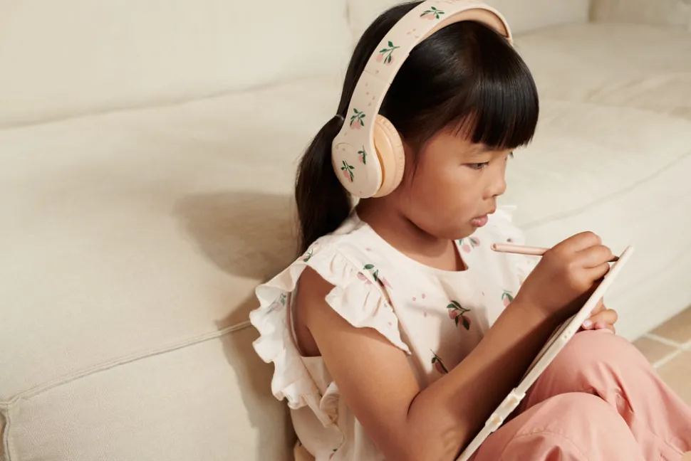 liewood_quinn_wireless_he_4.webp Liewood Quinn Wireless Headphones - Peach / Sea Shell