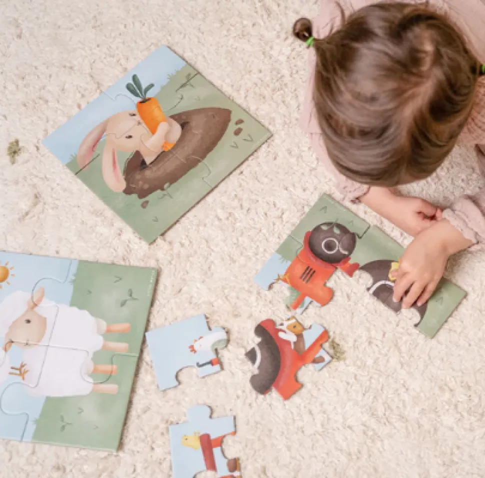 little_dutch_in_puzzles___2-3.webp Little Dutch 4-in-1 Puzzles - Little Farm