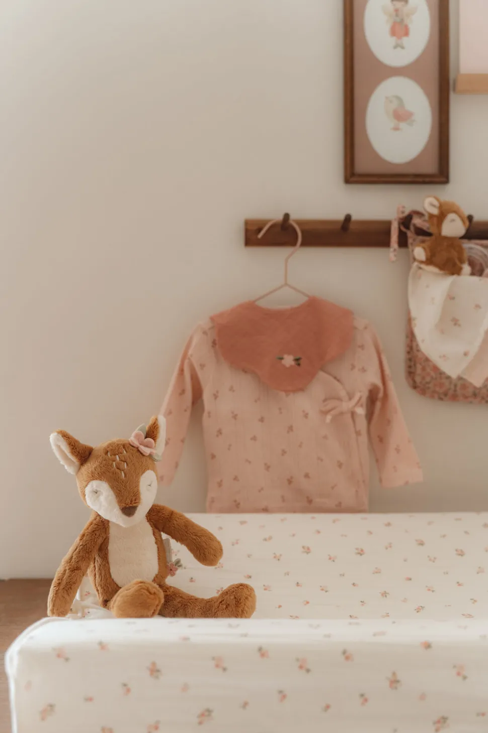 little_dutch_long_legs_de_3.webp Little Dutch Long Legs Deer - Fairy Garden