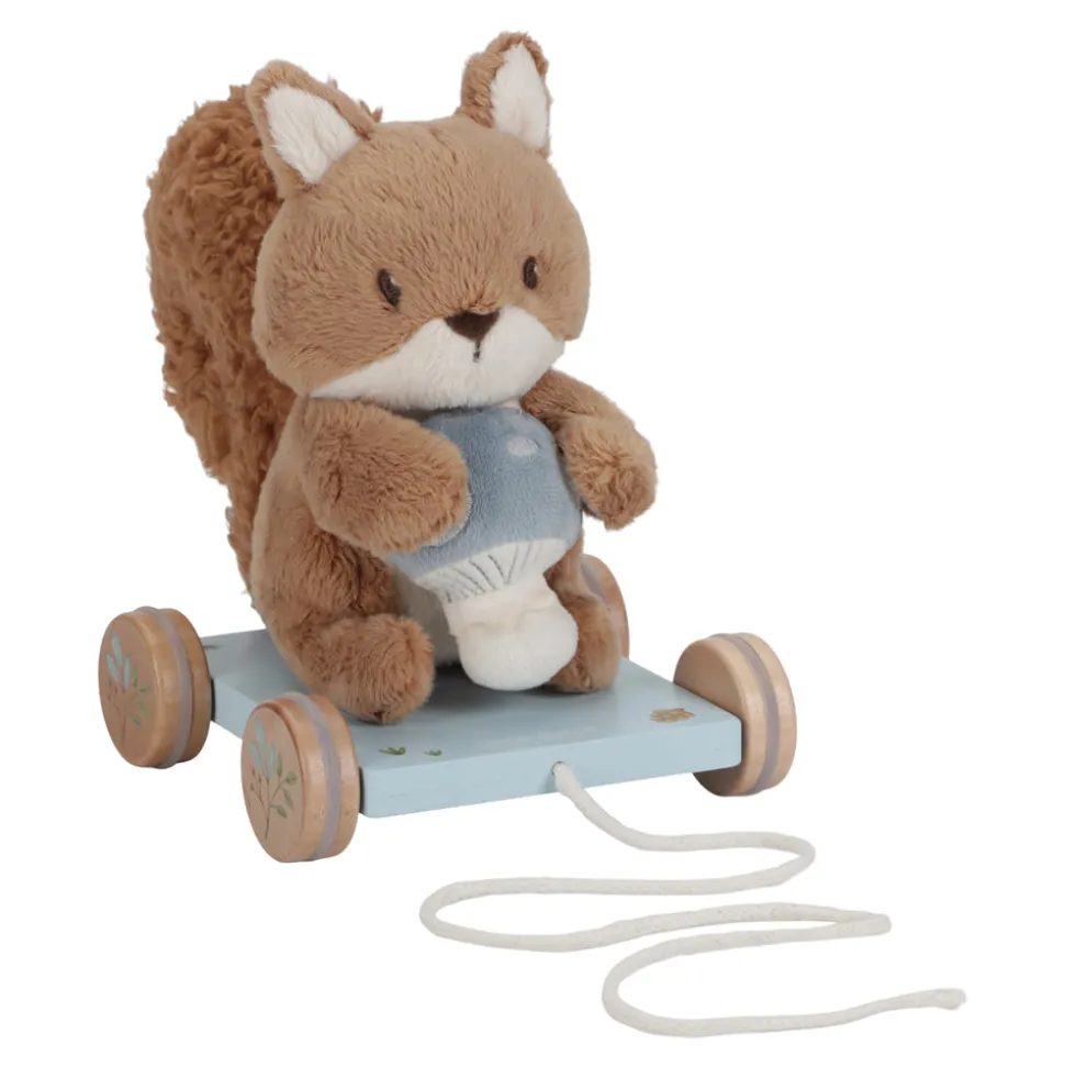 little_dutch_pull_along_s_0.webp Little Dutch Pull Along Squirrel - Forest Friends