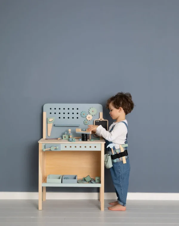 Little Dutch Workbench