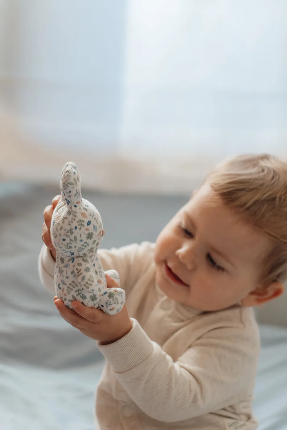 little_dutch_x_miffy_cudd_2-1.webp Little Dutch x Miffy Cuddle Toy 15cm - Lucky Leaves