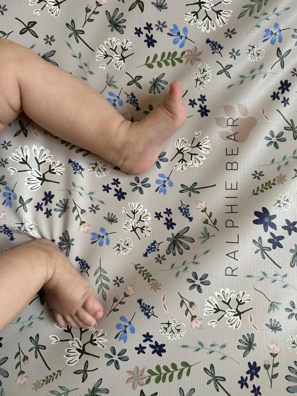 ralphie_bear_antiroll_wed_1.webp Ralphie Bear Anti-Roll Wedge Baby Changing Mat - Wildflower