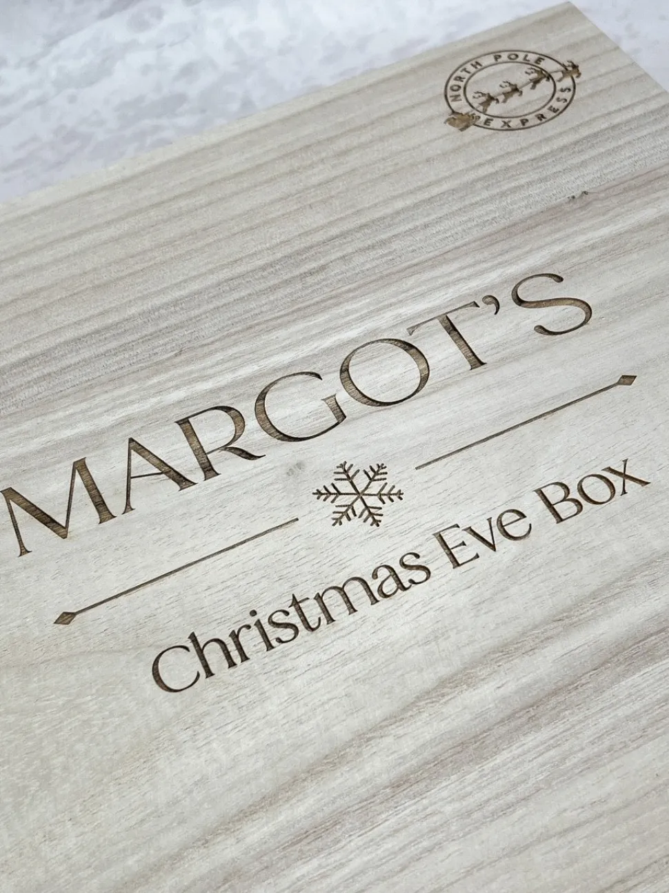 square_personalised_woode_0.webp Square Personalised Wooden Christmas Eve Box