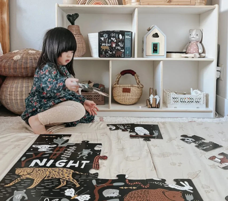 wee_gallery_large_floor_p_2.webp Wee Gallery Large Floor Puzzle - Night Life