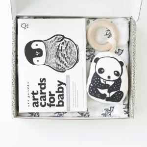 Wee Gallery Little Naturalist Gift Set - Black & White
