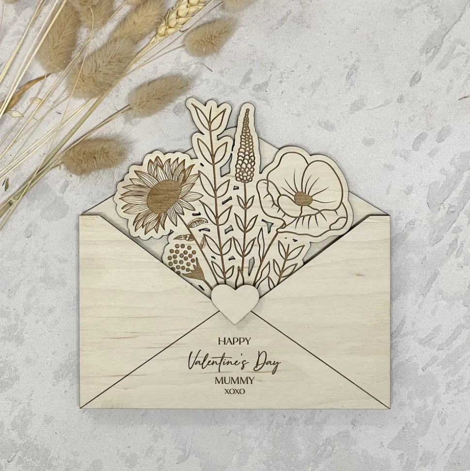 wooden_envelope_with_engr_0.webp Wooden Envelope with Engraved Flowers