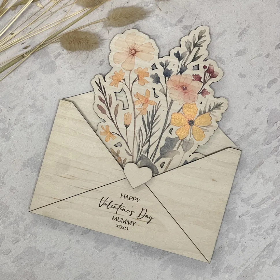 wooden_envelope_with_prin_0-1.webp Wooden Envelope with Printed Flowers - Small Bouquet
