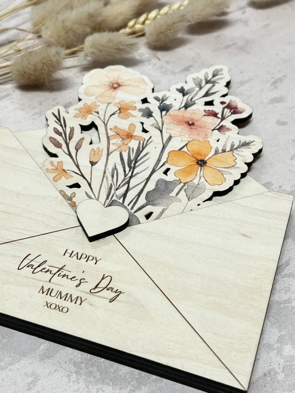 wooden_envelope_with_prin_1-1.webp Wooden Envelope with Printed Flowers - Small Bouquet