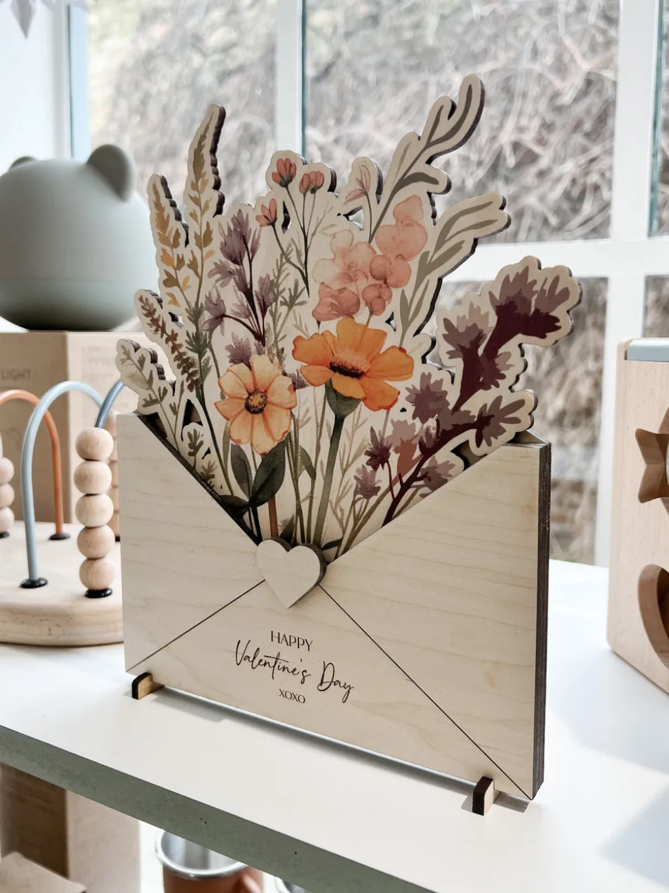 wooden_envelope_with_prin_4.webp Wooden Envelope with Printed Flowers - Large Bouquet